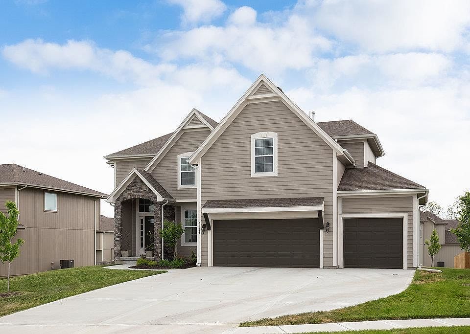 1st image of 5213 Meadowsweet Ln