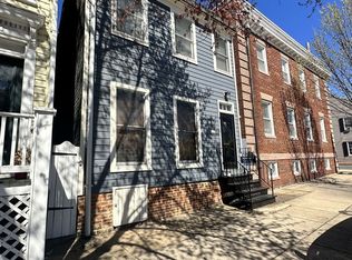 903 Duke St, Alexandria, VA 22314