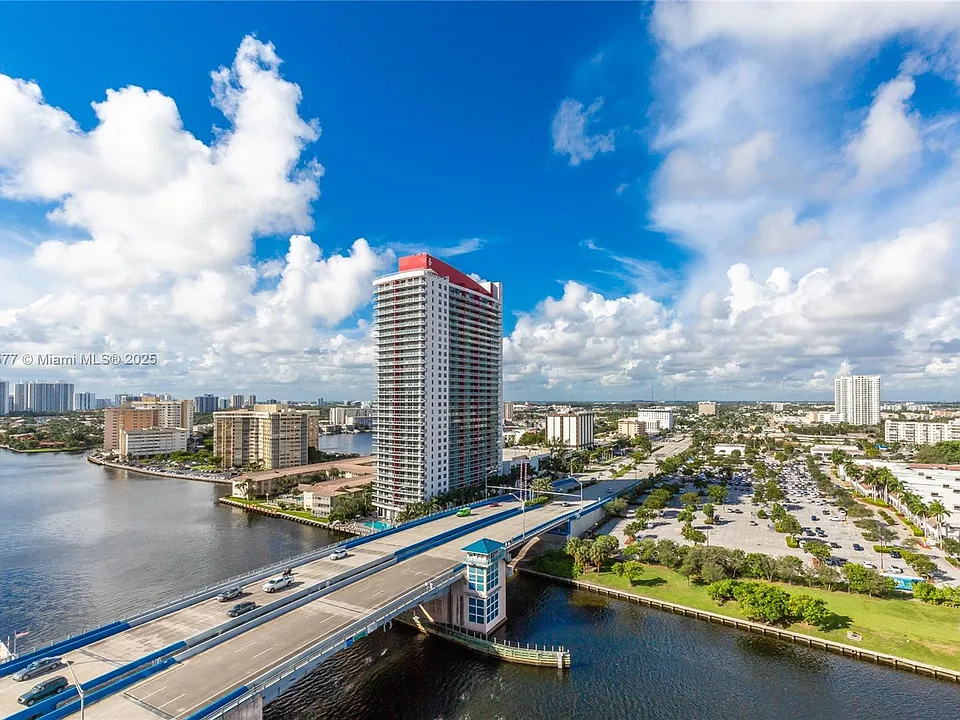4010 S Ocean Dr #R-2204