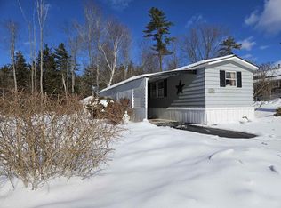 23 Madison Pl, Claremont, NH 03743