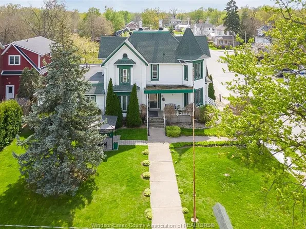 122 Talbot St S, Essex, ON N8M 1B4