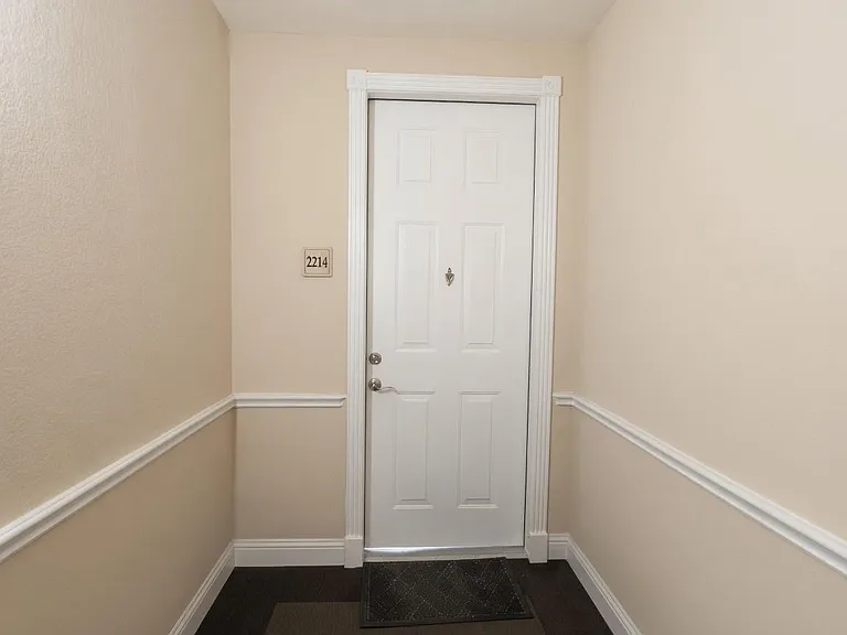 7575 Kirby Dr #2214 — Photo 2