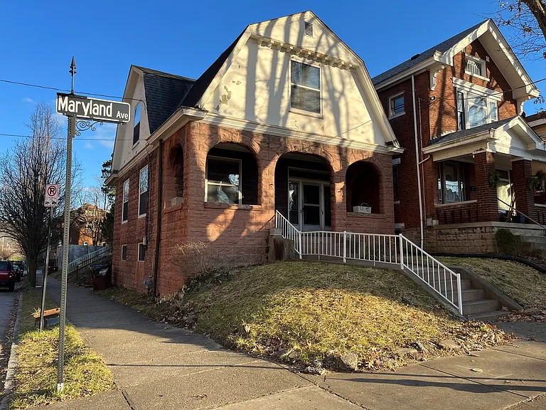 2102 Maryland Ave — Photo 31