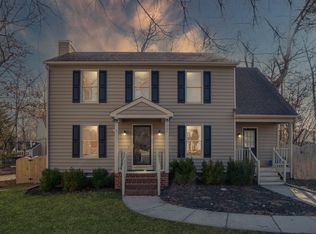 5004 Chelsea Brook Ln, Glen Allen, VA 23060