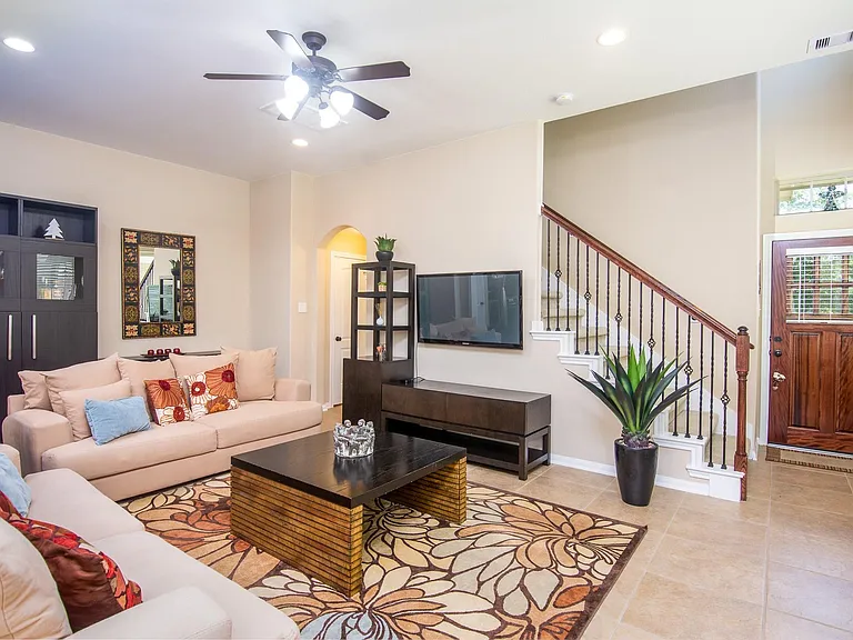 11 Cheswood Manor Ct — Photo 10