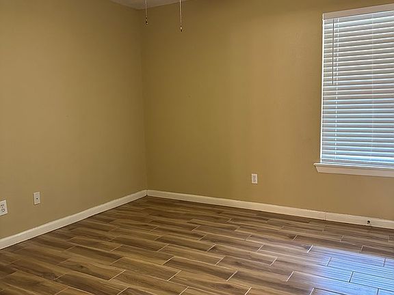 4th image of 3001 N J St #11