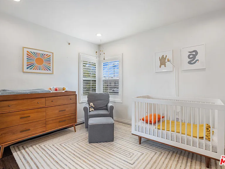 1024 N Naomi St — Photo 13
