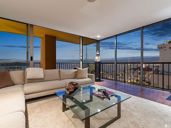 4th image of 999 Green St APT 1905