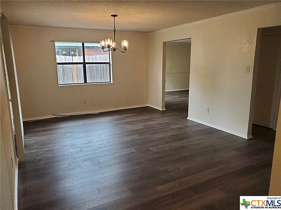 5th image of 1614 Miranda Ave