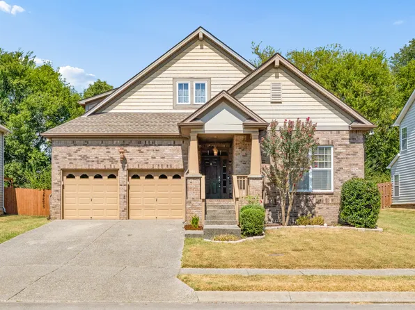 1015 Achiever Cir, Spring Hill, TN 37174