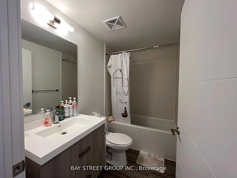 50 Wellesley St E #2610 — Photo 8