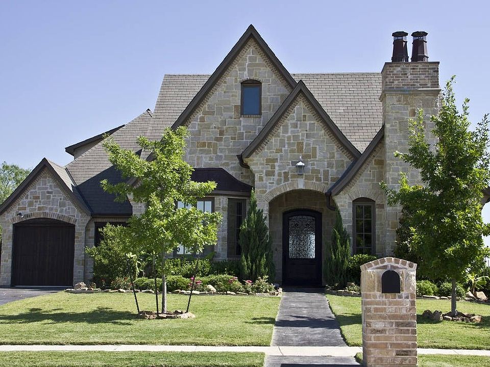 1st image of 4601 Marbella Cir