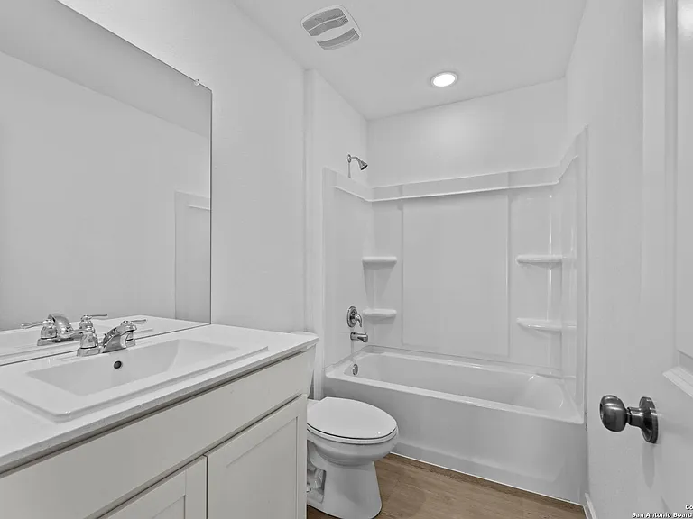 3820 Swift Fox Rd — Photo 13