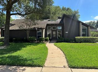 15711 Four Leaf Dr, Houston, TX 77084