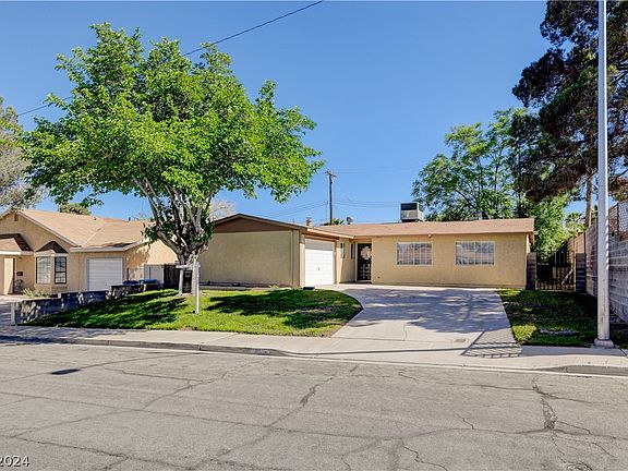 3rd image of 3017 Wilmington Way