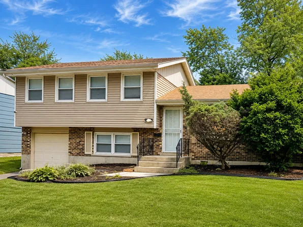 3421 Birchwood Dr, Hazel Crest, IL 60429