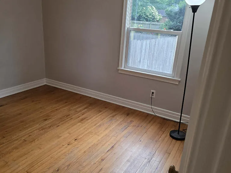 328 Hanover Ct — Photo 18