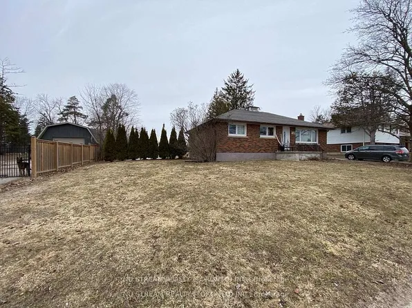 548 Big Bay Point Rd, Barrie, ON L4N 3Z5