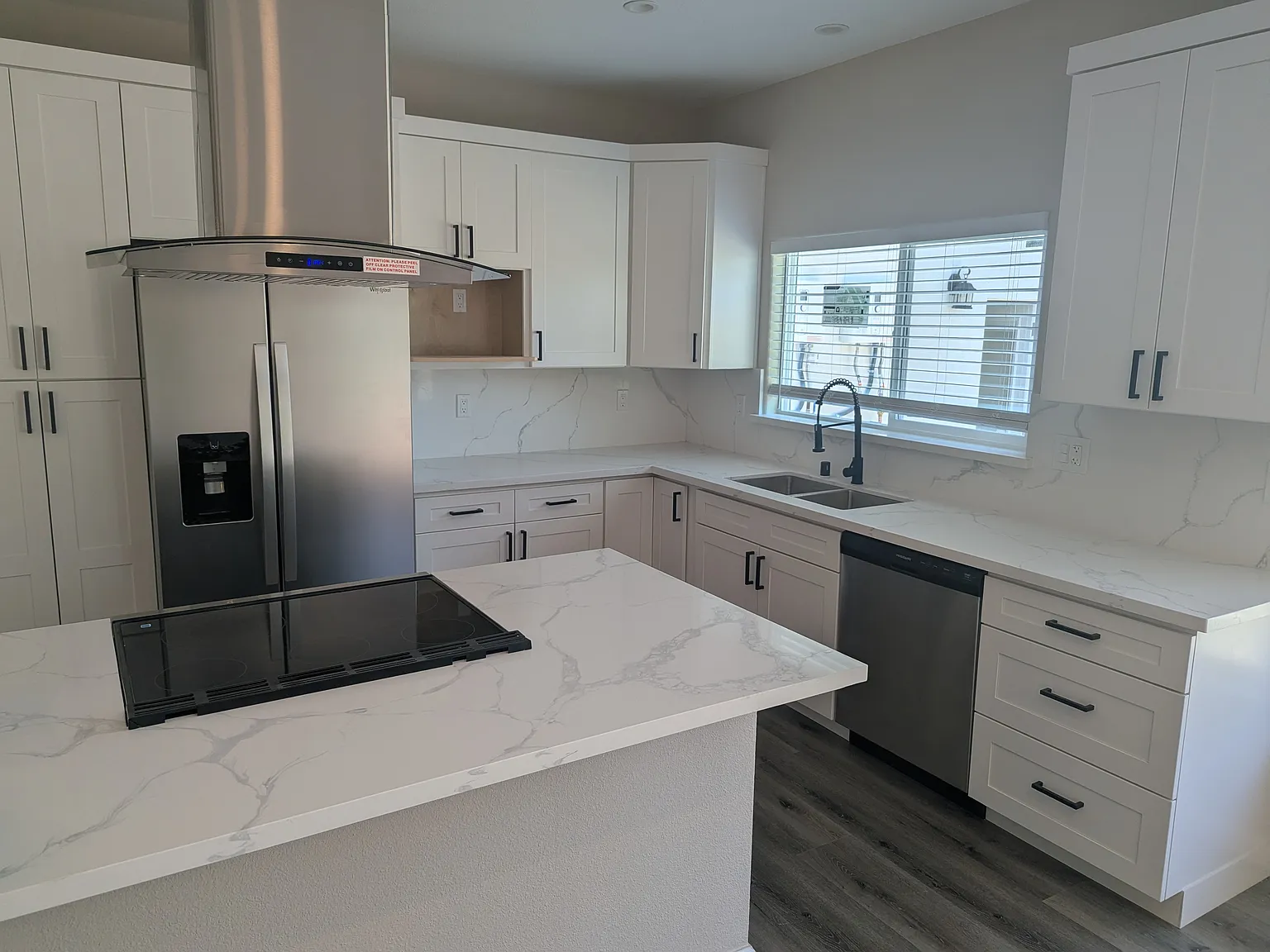 3 bed, 1324 sqft, $3,200 — Photo 3