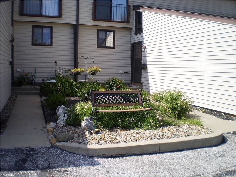 1st image of 7398 Pinehurst Ct #B17