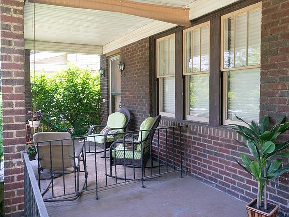 Great front porch