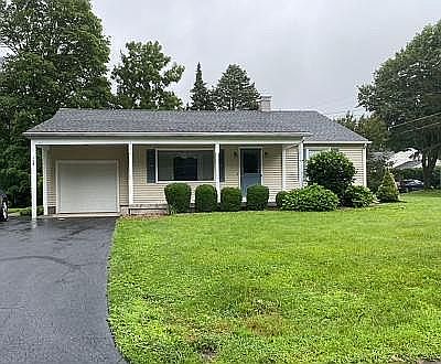 1st image of 123 Huntleigh Ave