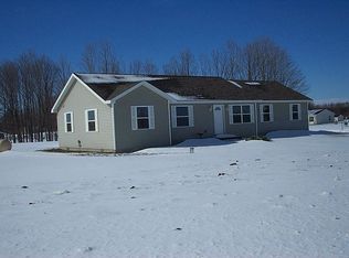 101 S Wood Meadows Dr, Buckley, MI 49620