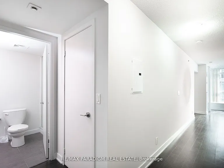 21 Nelson St #316 — Photo 15