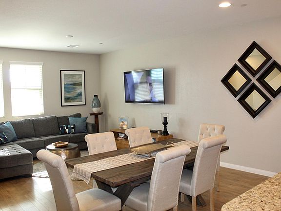 3rd image of 192 Lomita Heights Dr