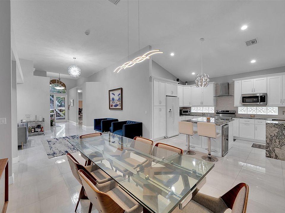 1st image of 12132 Glenmore Drive