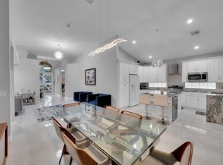 12132 Glenmore Dr, Coral Springs, FL 33071