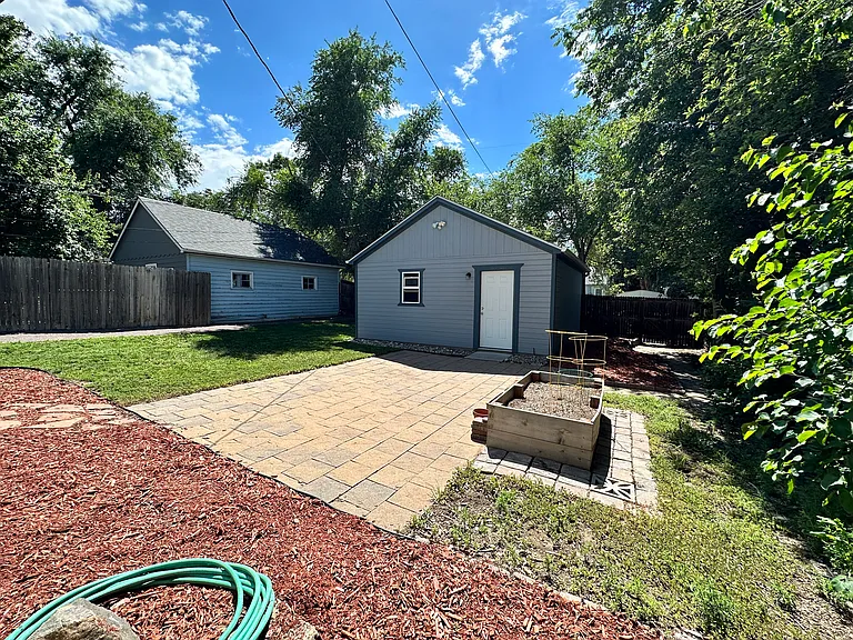 2633 S Race St — Photo 11