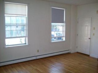 52 Washington St APT 2, Marblehead, MA 01945