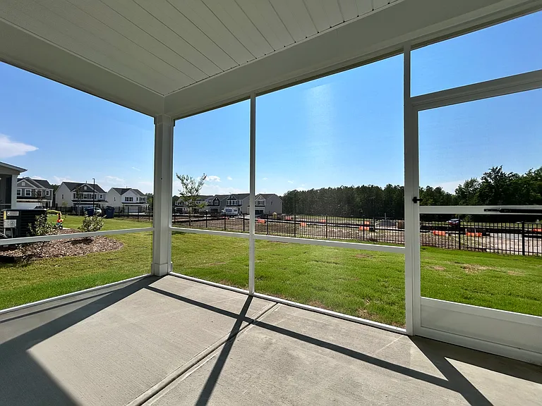 709 Painted Daisy Ln — Photo 33