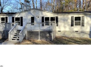 304 Offutt Rd, Clinton, TN 37716