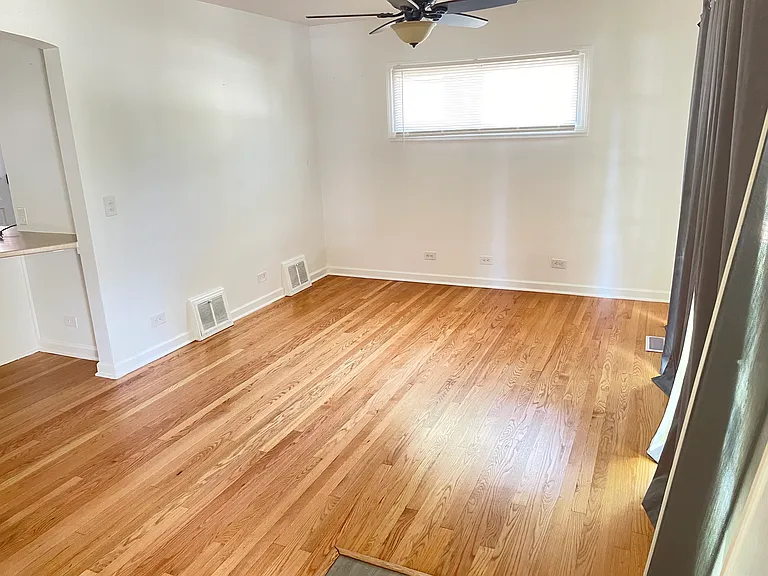 2619 Alexander St — Photo 12