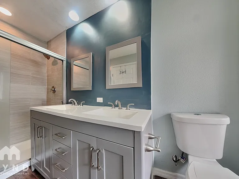 2125 Island Walk Dr — Photo 8