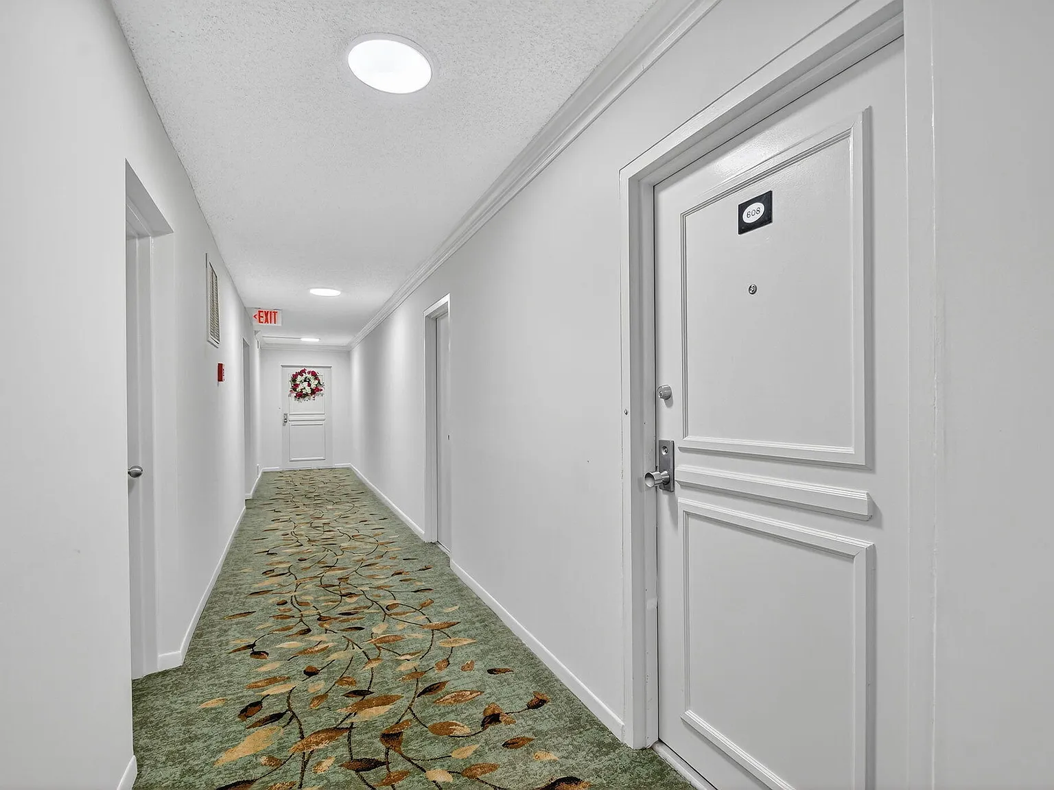 2 bed, 2.0 bath, 1498 sqft, $5,000 — Photo 3