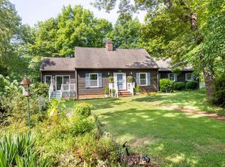 11766 Five Forks Rd, Farmville, VA 23901