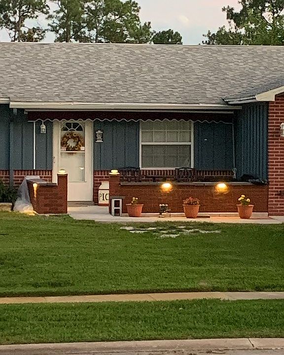 1st image of 1168 N Tracy Dr