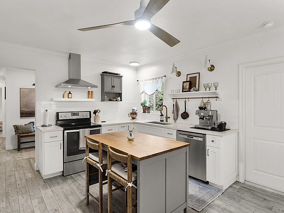 5th image of 1003 Gibraltar Rd