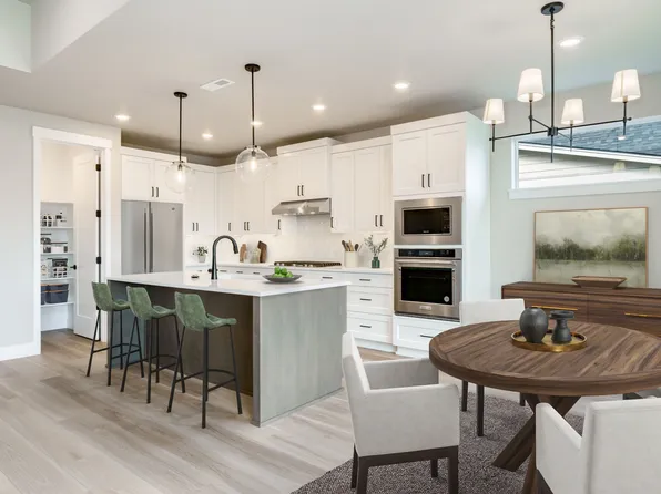 60931 SE Apollo Pl, Bend, OR 97702