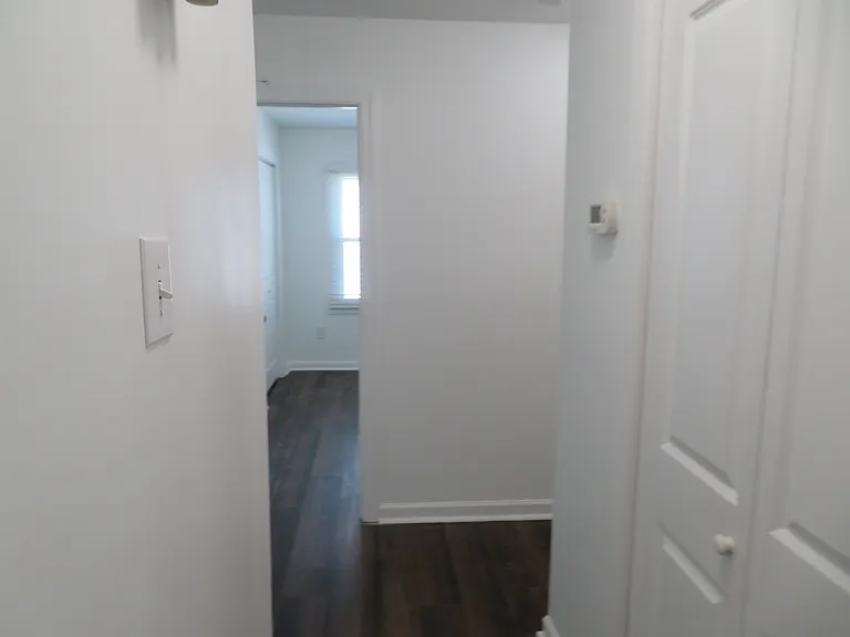 7895 Pavilion Dr — Photo 27