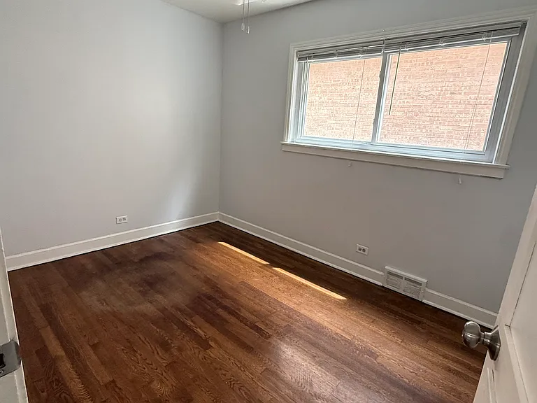 8426 N McCormick Blvd — Photo 14