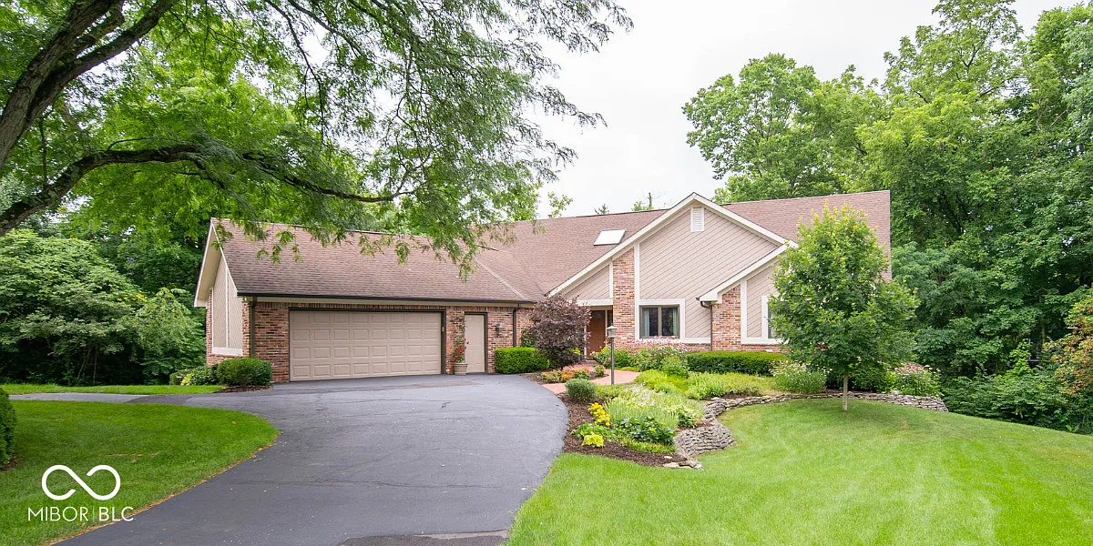 8550 Tidewater Ct photo 1