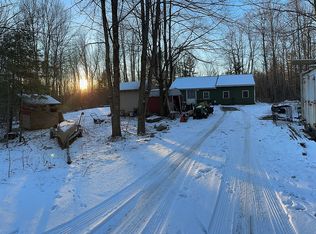 160 Summerhaven Rd, Manchester, ME 04351