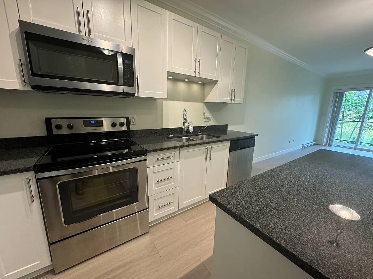 1 bed, 610 sqft, $1,600 — Photo 3