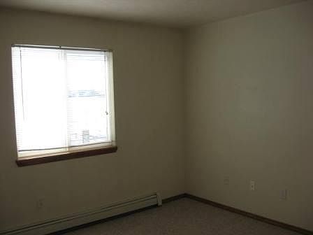 5th image of 509 S Circle Dr #4