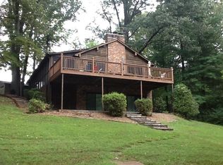 105 Twin Chimneys Dr, Wirtz, VA 24184