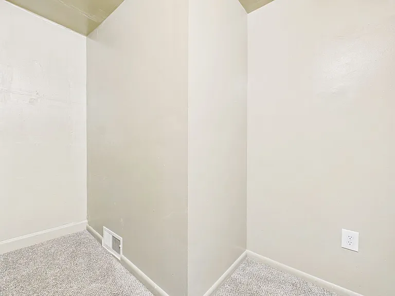 20 Frank S Brown Blvd — Photo 19